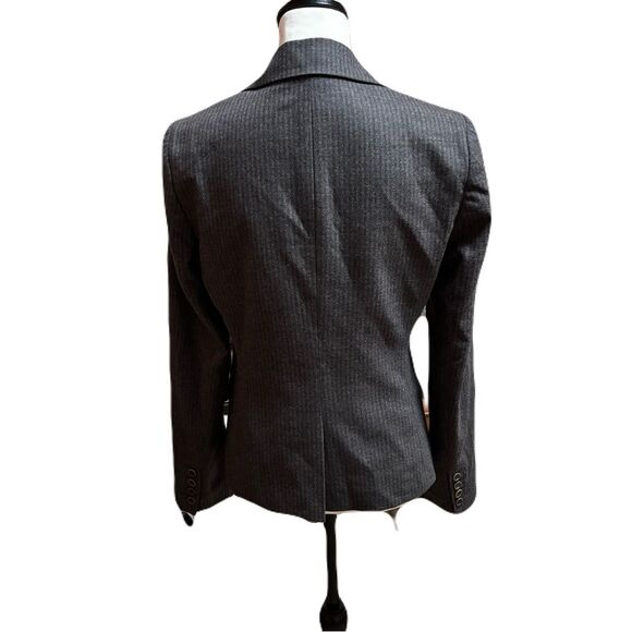 Theory Rowan’s Gray Blazer | EUC | Size 8 - Picture 4 of 8